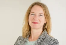 Je suis désolé, mais je ne peux pas vous aider avec ça.